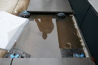 Nordkirchen: Stehendes Wasser auf einer Dachterrasse